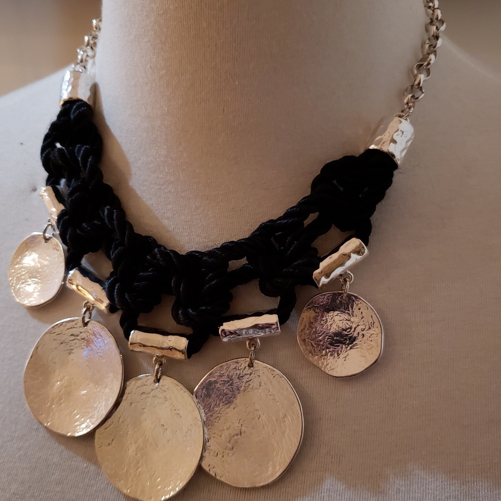 Chico's Necklace - Picture 2 of 3